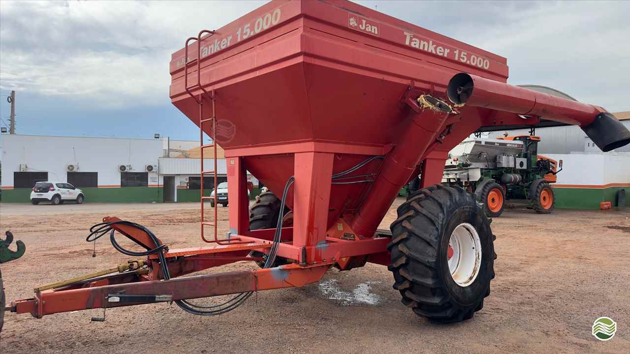 IMPLEMENTOS AGRICOLAS CARRETA BAZUKA GRANELEIRA 15000 Pró Campo Concessionária Stara - Rondonópolis RONDONOPOLIS MATO GROSSO MT